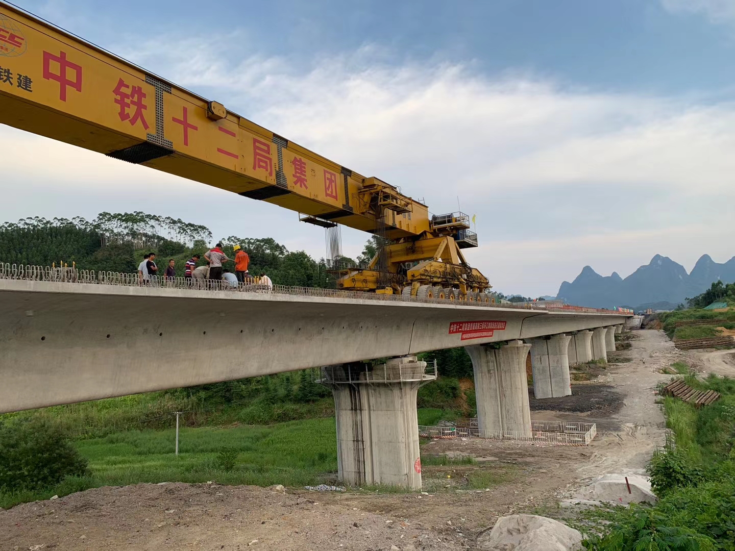 务川预应力加固在公路桥梁施工应用